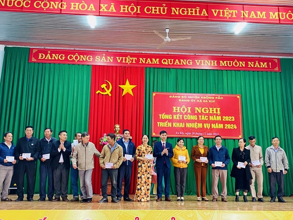 TONG KET DANG 8